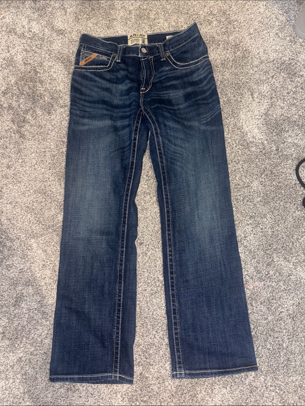 Ariat Men’s Indigo Relaxed Fit Distressed Back Pocket Jeans - Picture 5 of 7